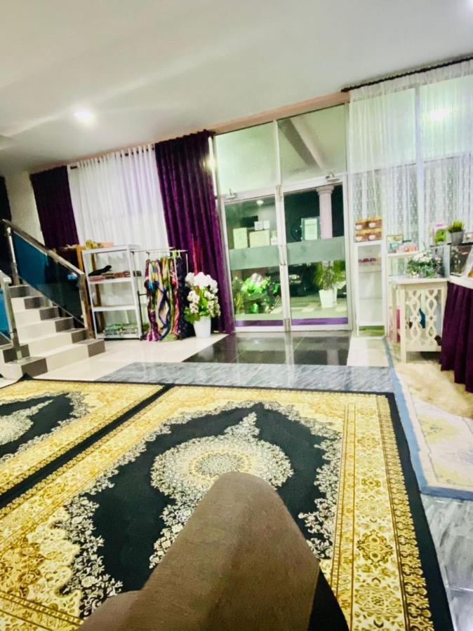 Paka Tamim Seaview Hotel 외부 사진