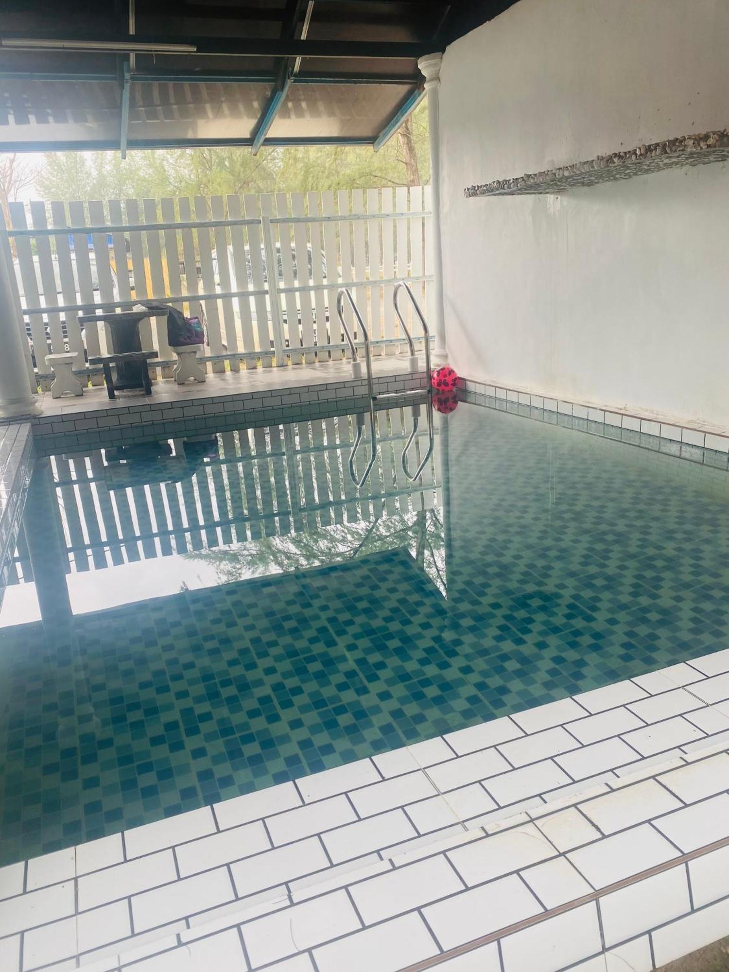 Paka Tamim Seaview Hotel 외부 사진