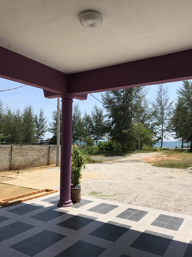 Paka Tamim Seaview Hotel 외부 사진