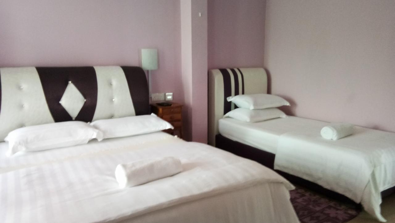 Paka Tamim Seaview Hotel 외부 사진