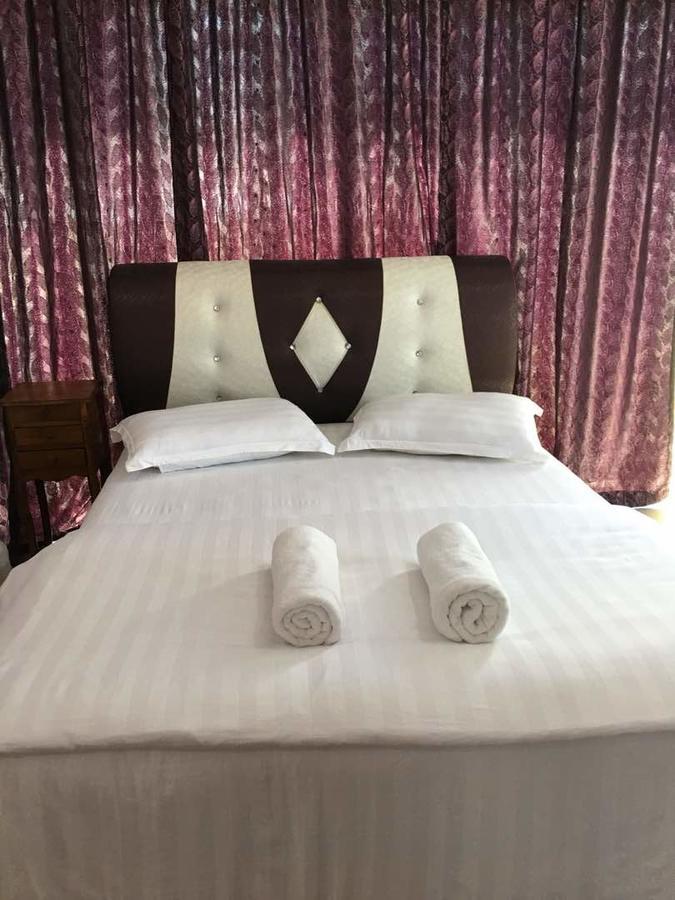 Paka Tamim Seaview Hotel 외부 사진